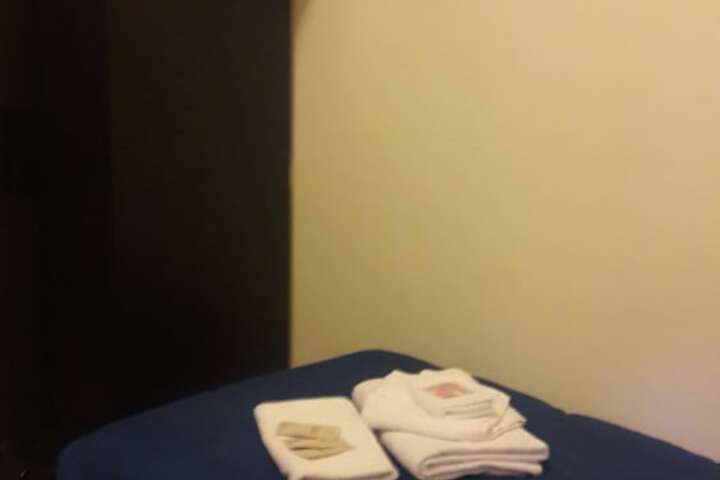 Room 10 of 63