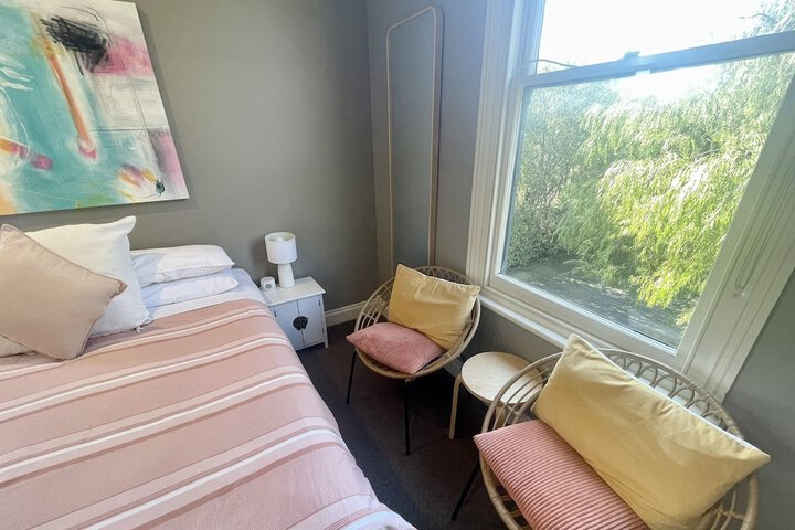 Room 68 of 151