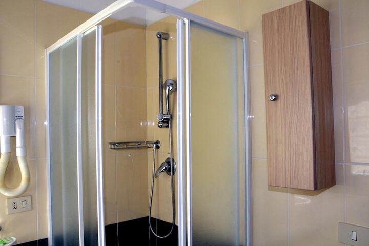 Room 29 of 58