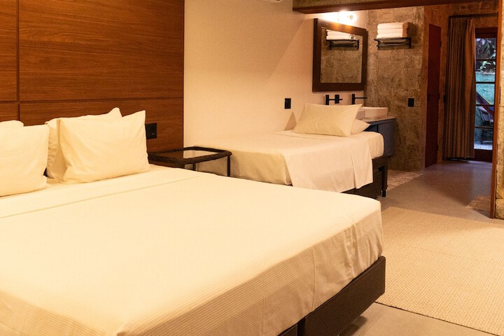Room 10 of 75
