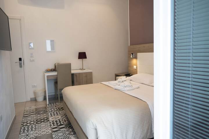 Room 33 of 55