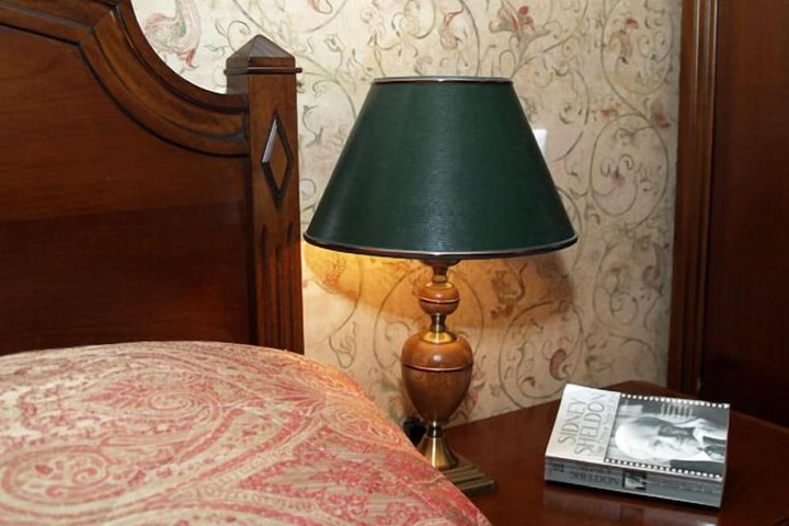 Room 28 of 70