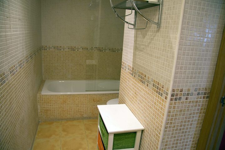 Room 157 of 181