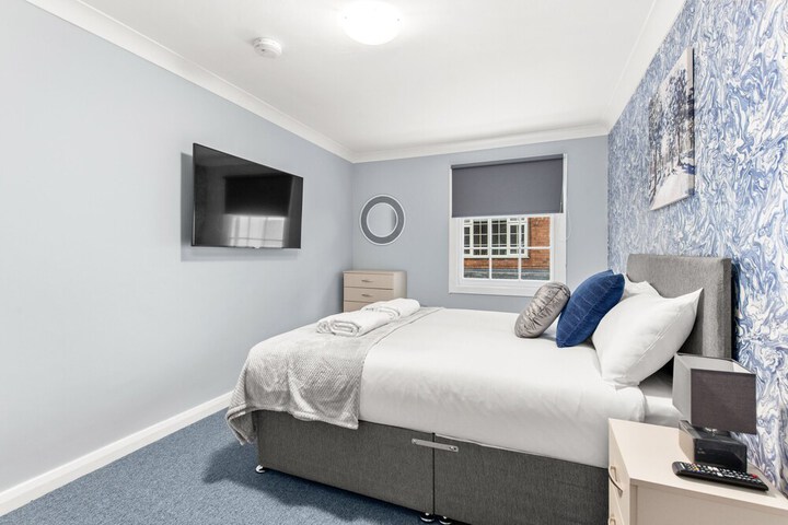 Room 16 of 29