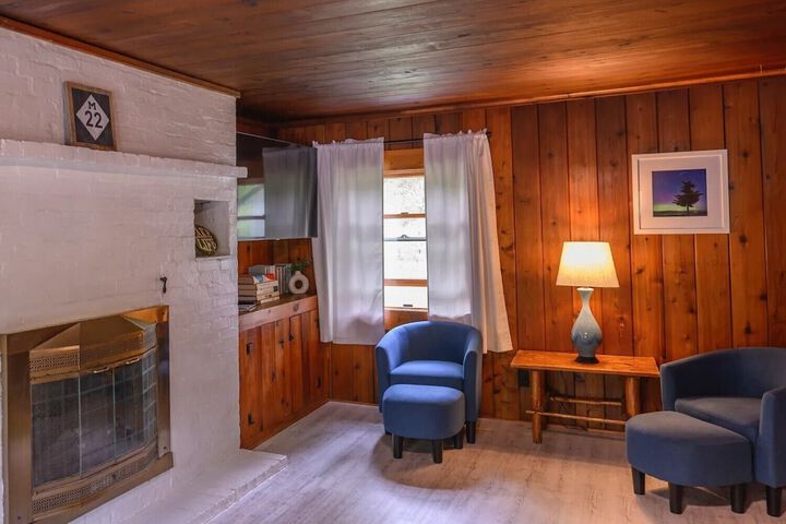 Room 40 of 59