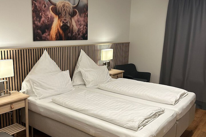 Room 4 of 56