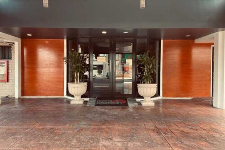 Hotel 23 of 27