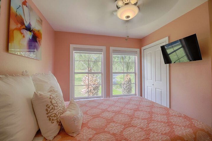 Room 4 of 101