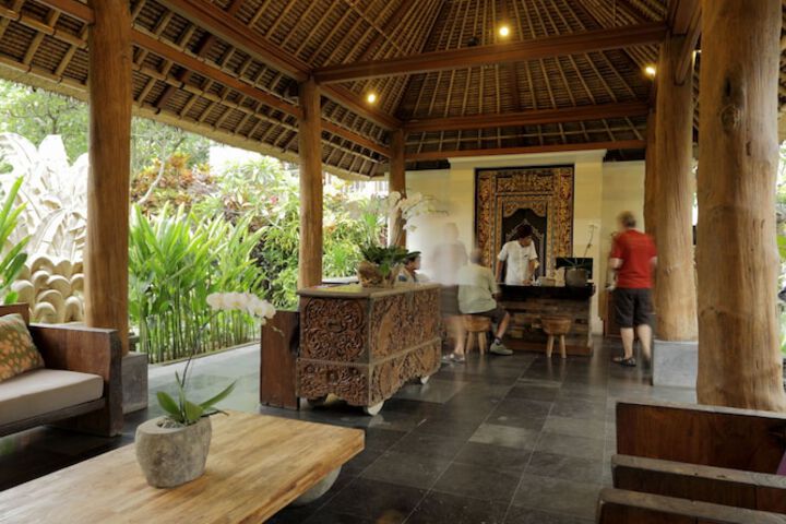 Lobby Photos