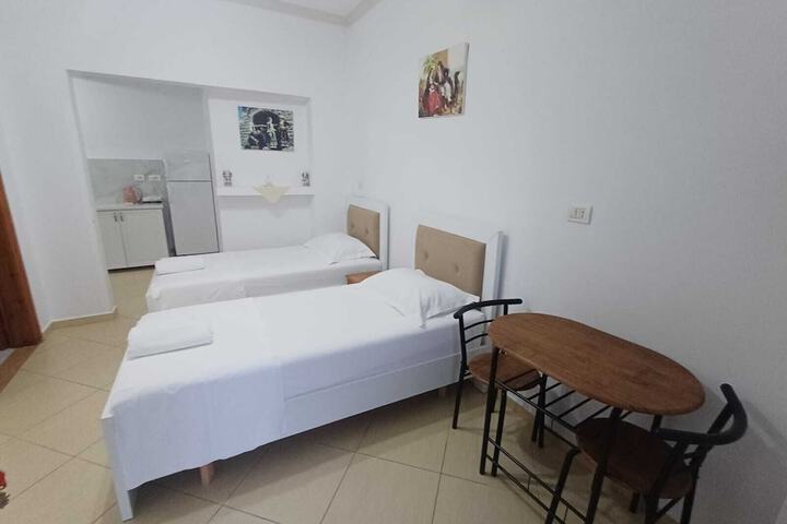Room 13 of 65
