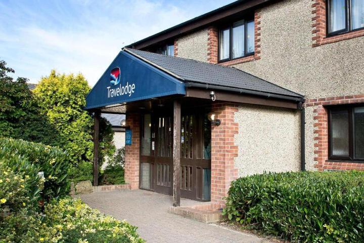 Exterior of Travelodge Arundel Fontwell