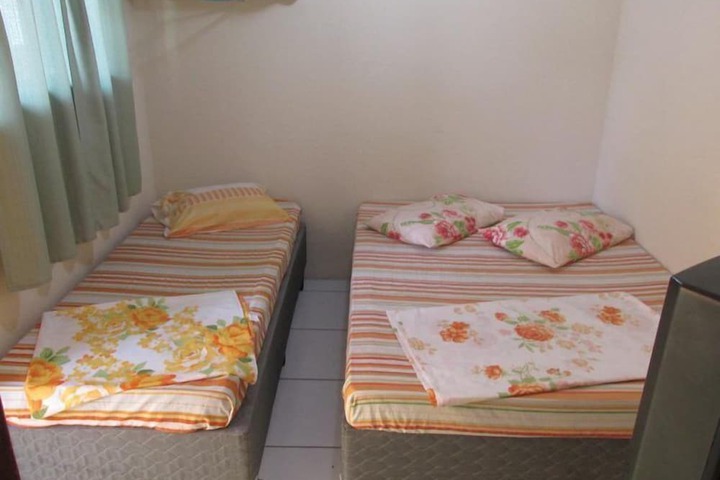 Room 8 of 42