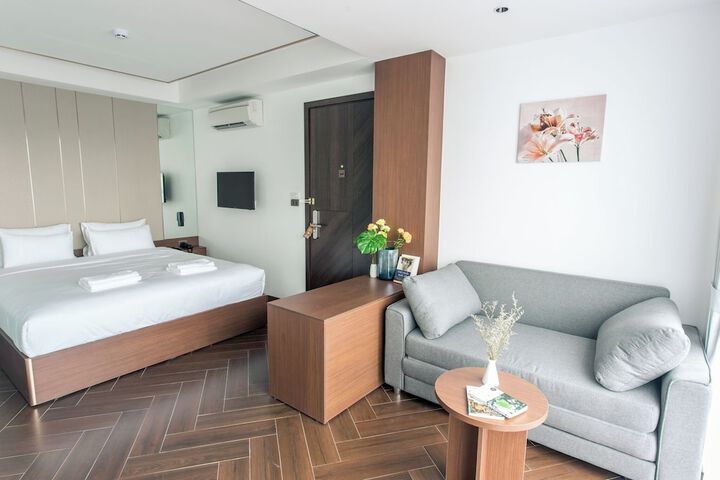Room 32 of 91