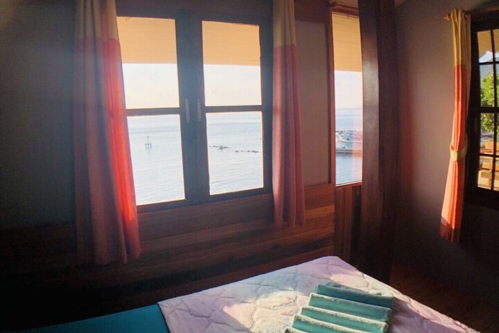 Room 64 of 108