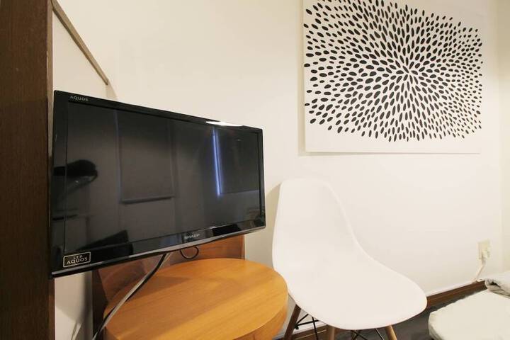 Room 37 of 52