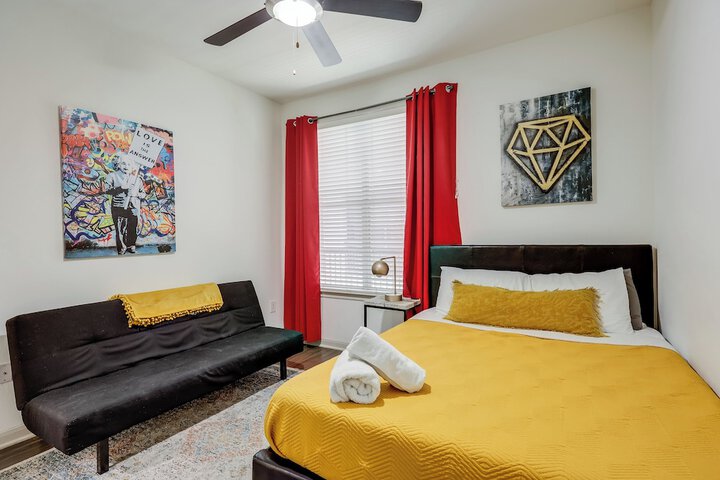 Room 26 of 137