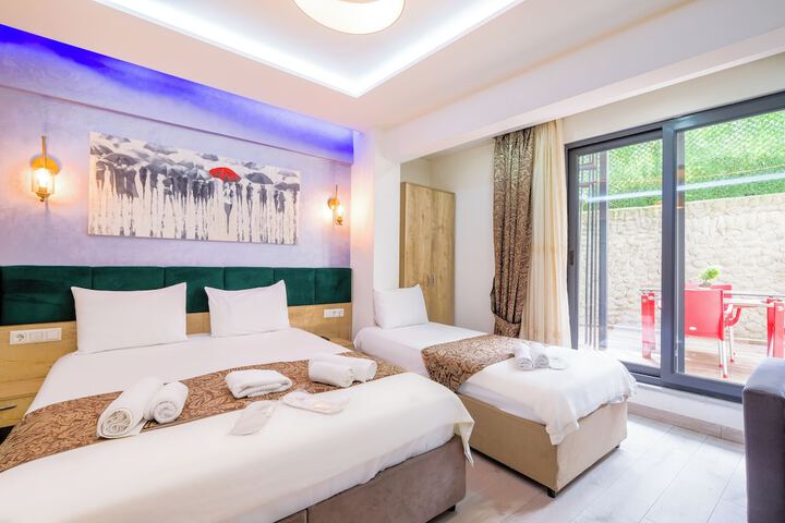 Room 10 of 89