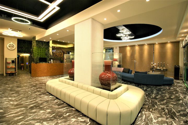 Lobby Entry