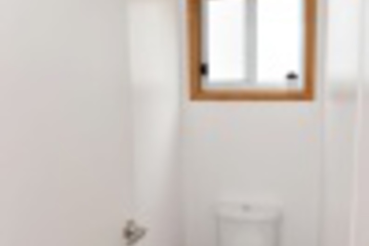 Room 293 of 324