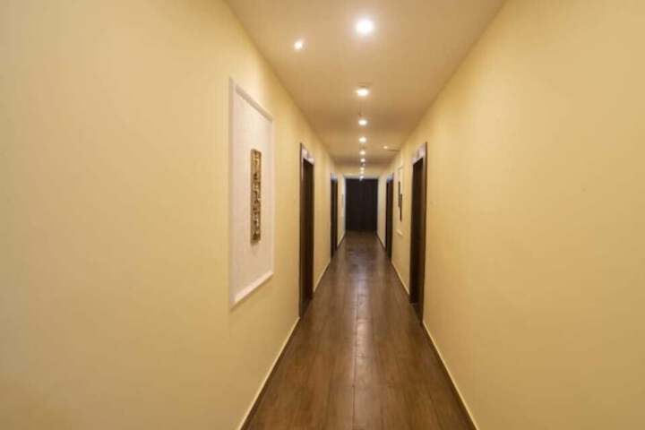 Room 15 of 38
