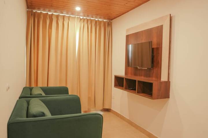 Room 9 of 29