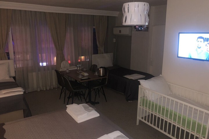 Room 19 of 44