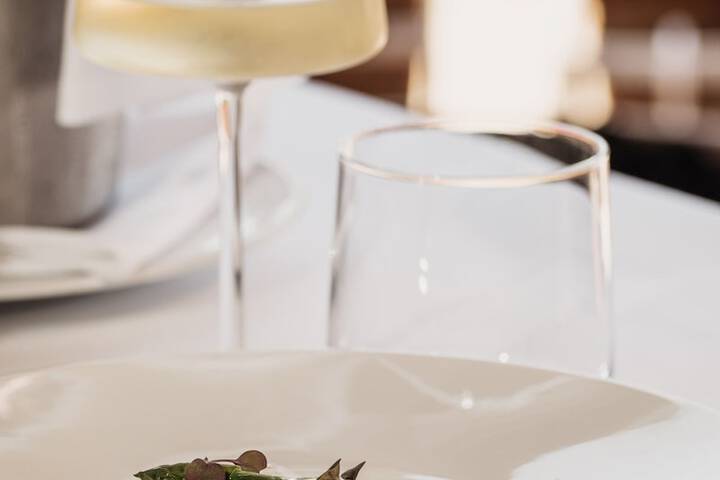 Dining 117 of 148