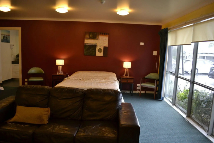 guest_rooms