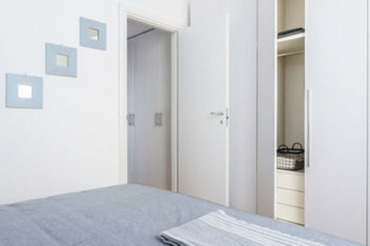 Room 7 of 19