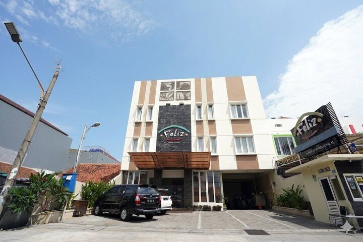 Hotel 6 of 7