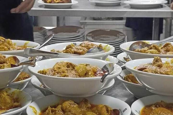 Dining 10 of 21