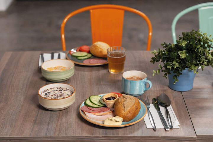 Breakfast/Coffee Service 39 of 44