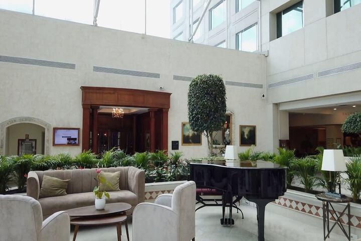 Hotel Interior 4 of 144