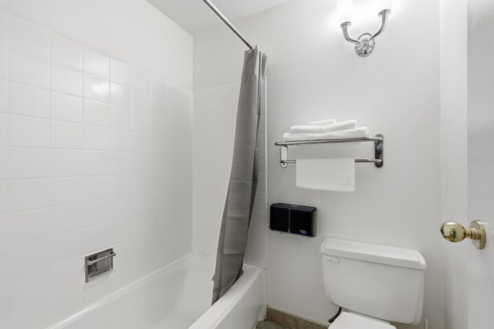 Room 12 of 23