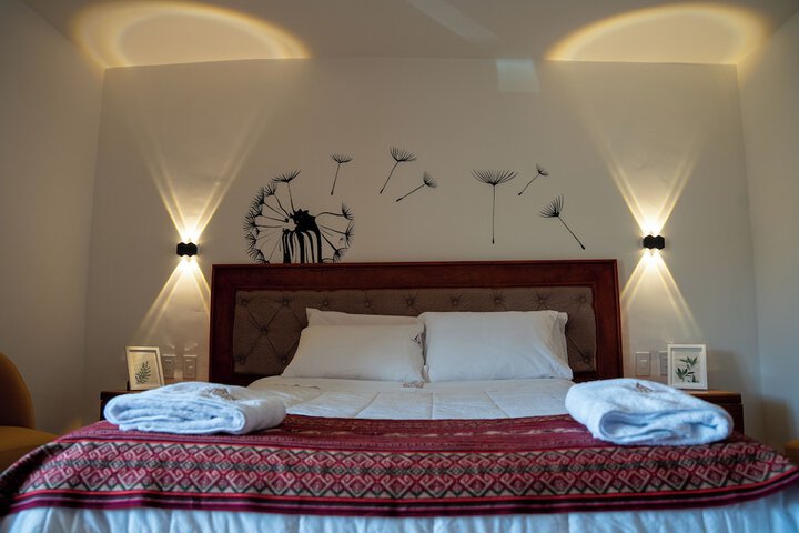 Room 70 of 182