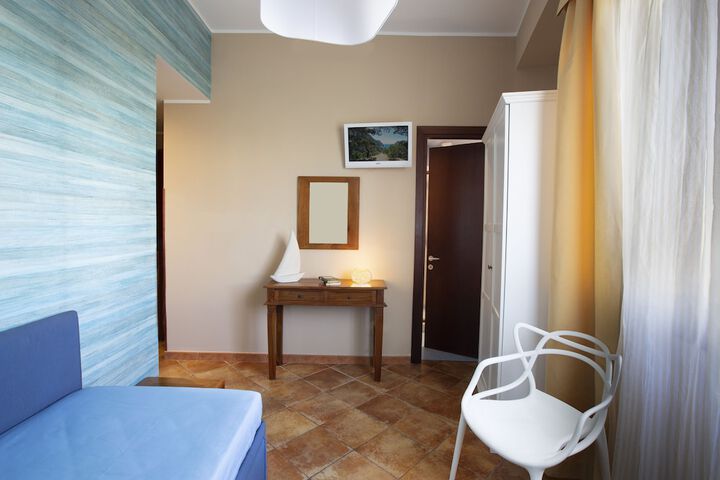 Room 14 of 45