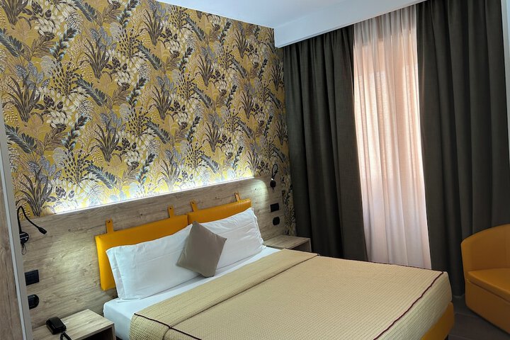 Room 19 of 71