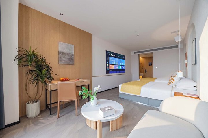 Room 22 of 54