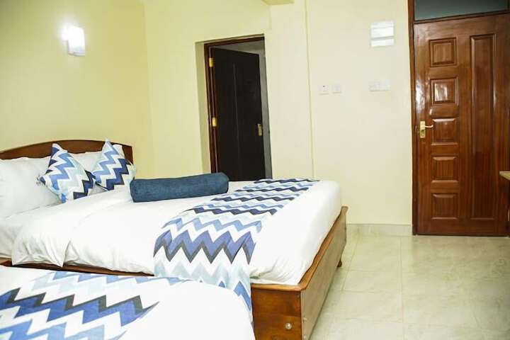 Room 14 of 48
