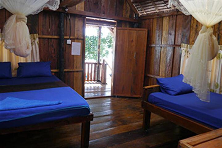 ANGKOR CHOM BUNGALOWS