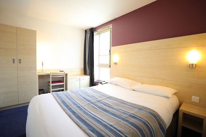 Room 6 of 43