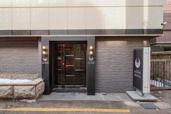 Hotel 6 of 105