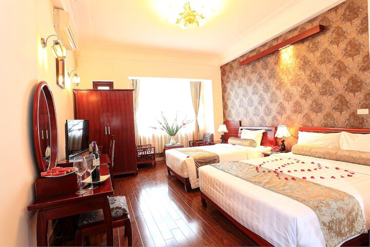 Hotel Interior 7 of 55