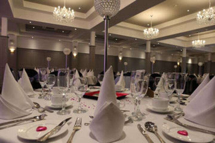 Ballroom/Hall 15 of 110