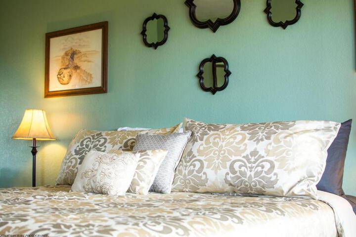 Suite Room