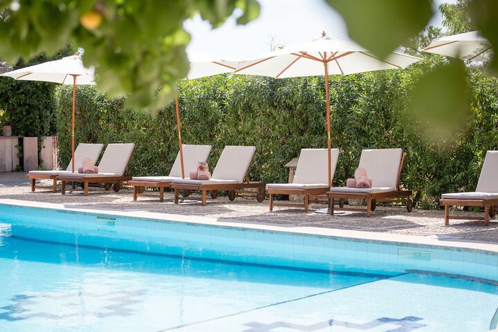 Pool Hotel
