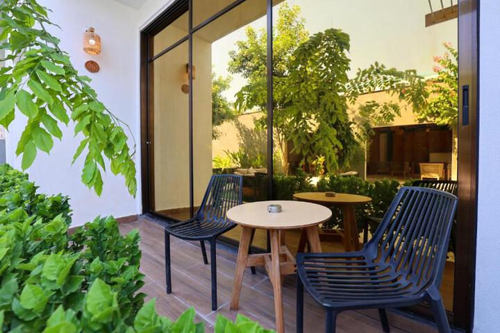 Terrace/Patio 13 of 23