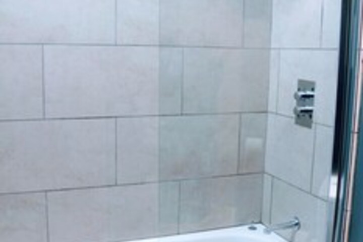 Room 2 of 15