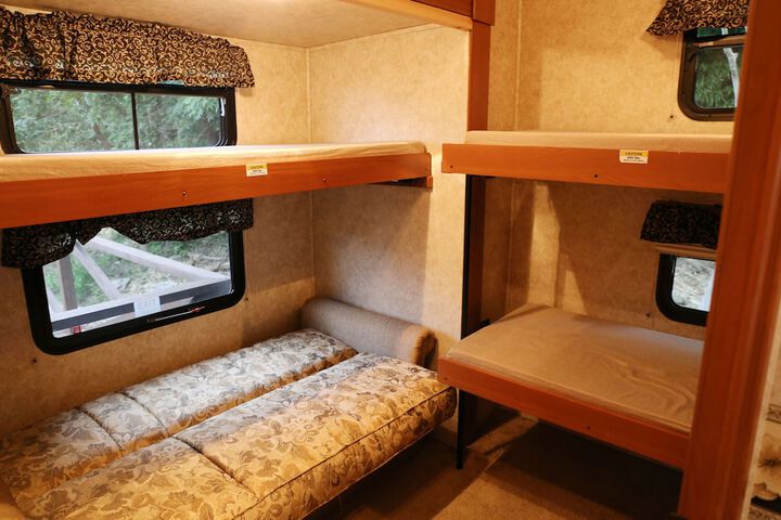 Room 5 of 39
