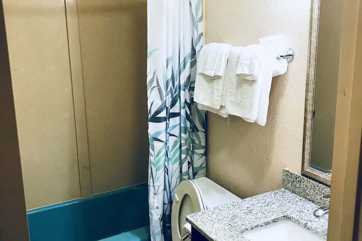 Clean Restrooms